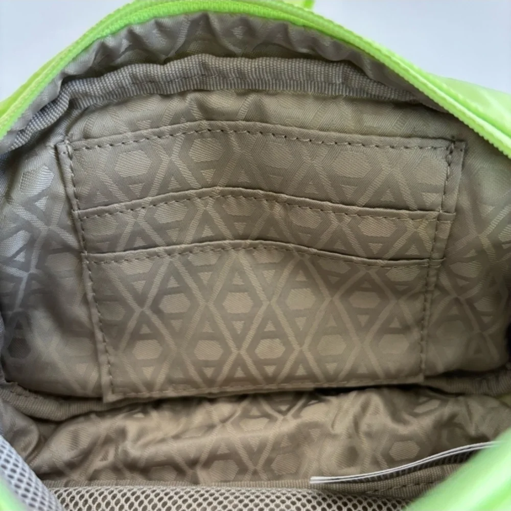 Athleta Belt Bag - Picture 3 of 4